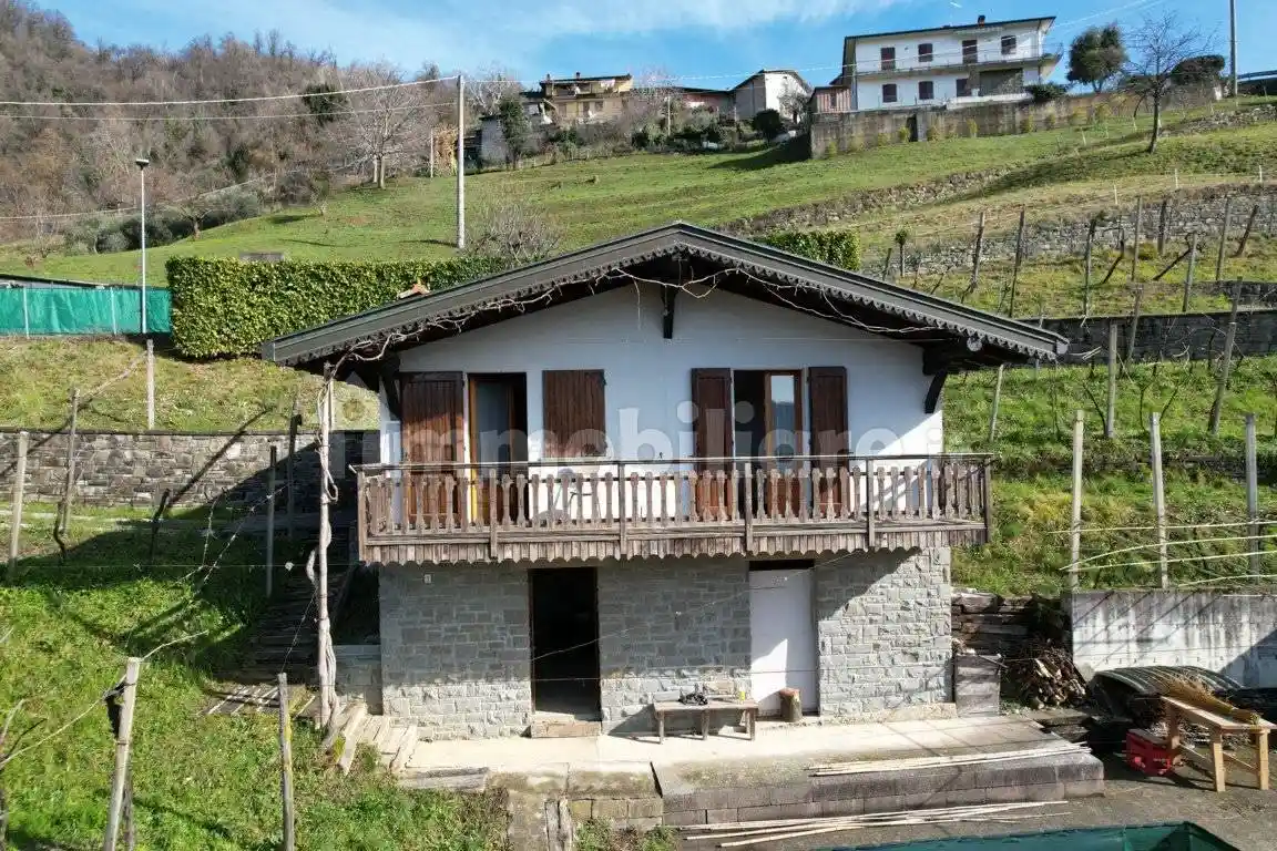Villa in vendita a Foresto Sparso