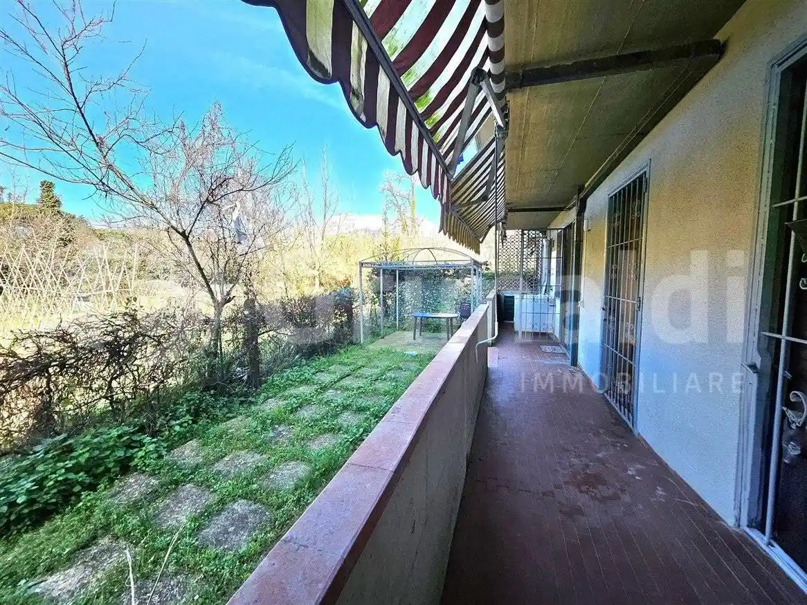 Appartamento in vendita a Massa