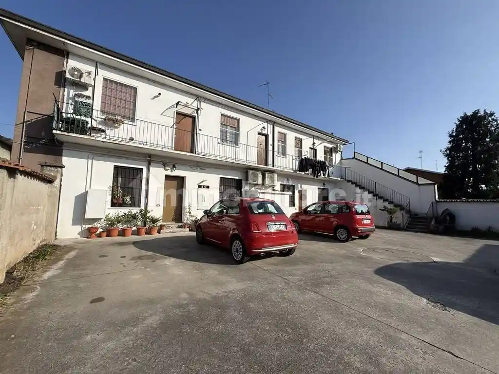 Appartamento in vendita a Vittuone