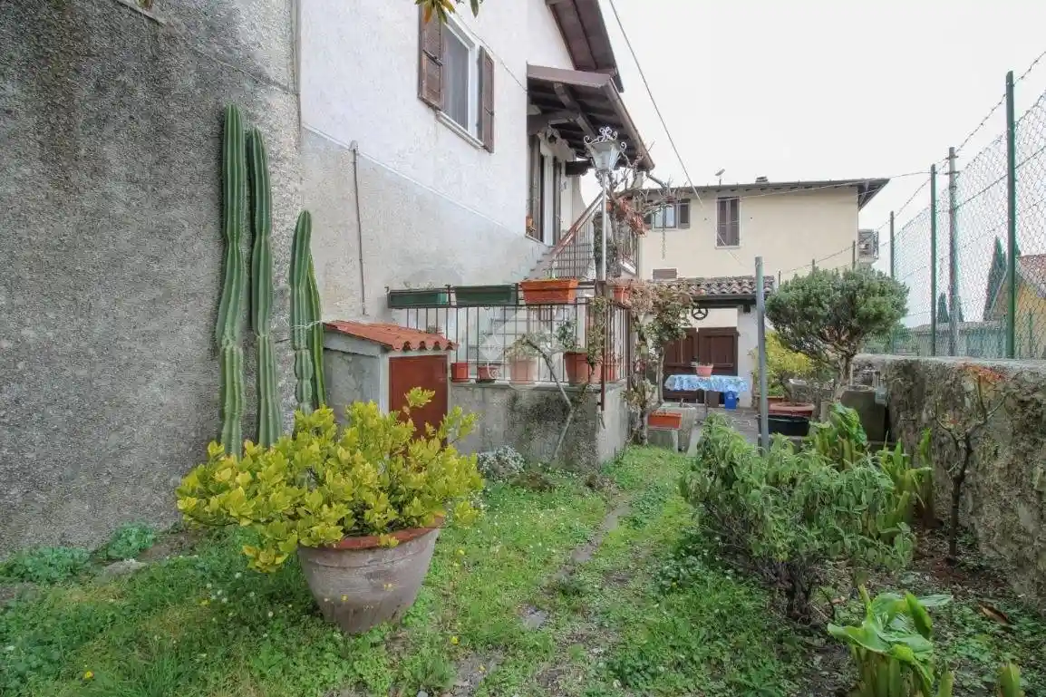 Casa indipendente in vendita a Toscolano-Maderno