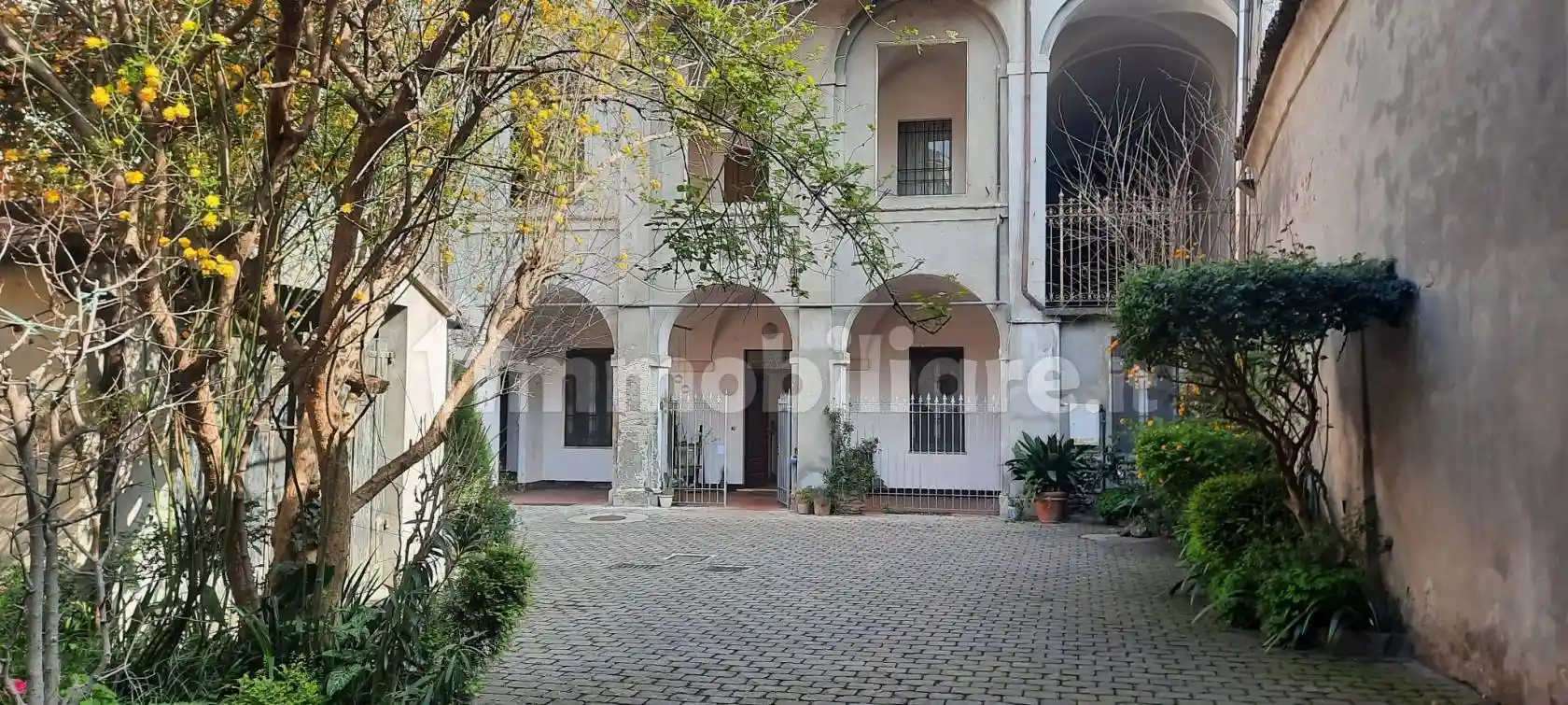 Appartamento in vendita a Piacenza