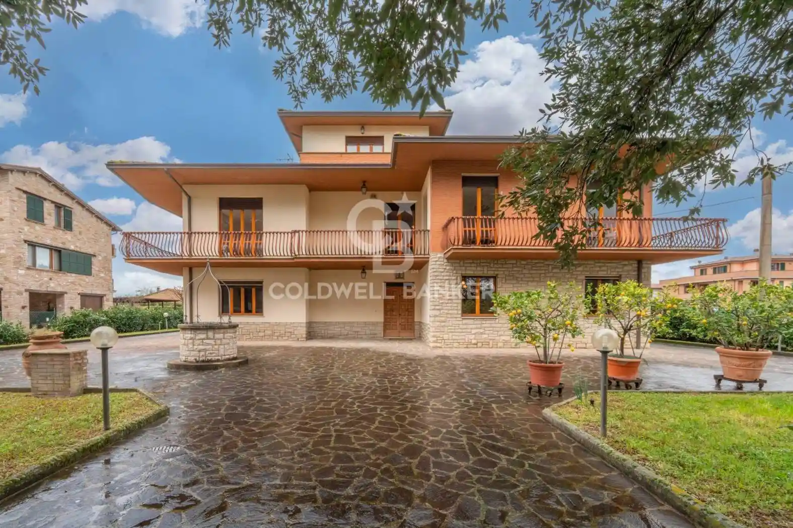 Villa in vendita a Deruta