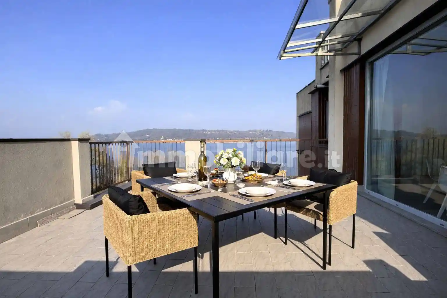 Appartamento in vendita a Dormelletto