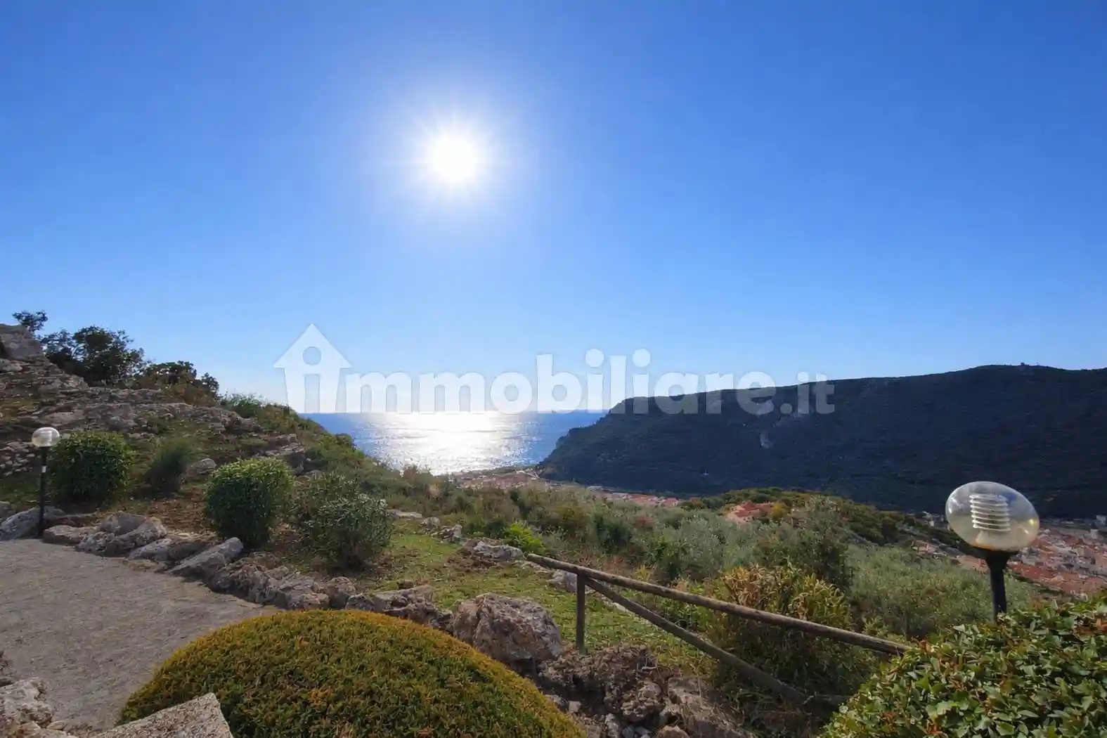 Appartamento in vendita a Finale Ligure