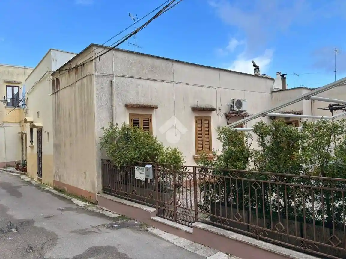 Casa indipendente in vendita a Alezio