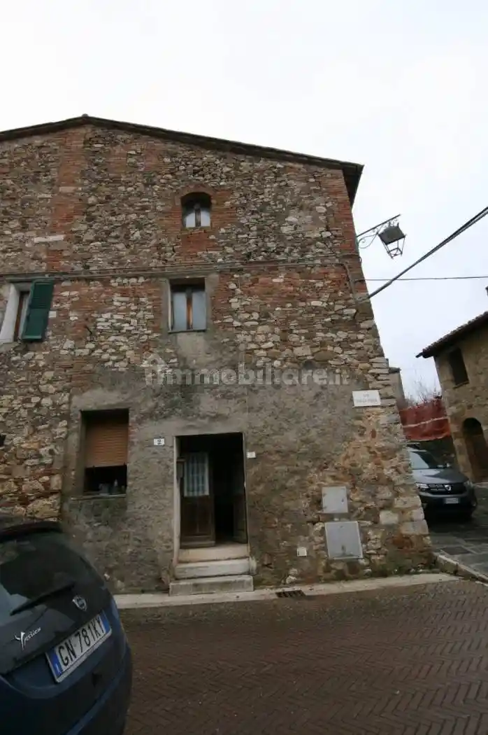 Casa indipendente in vendita a Castiglione d'Orcia