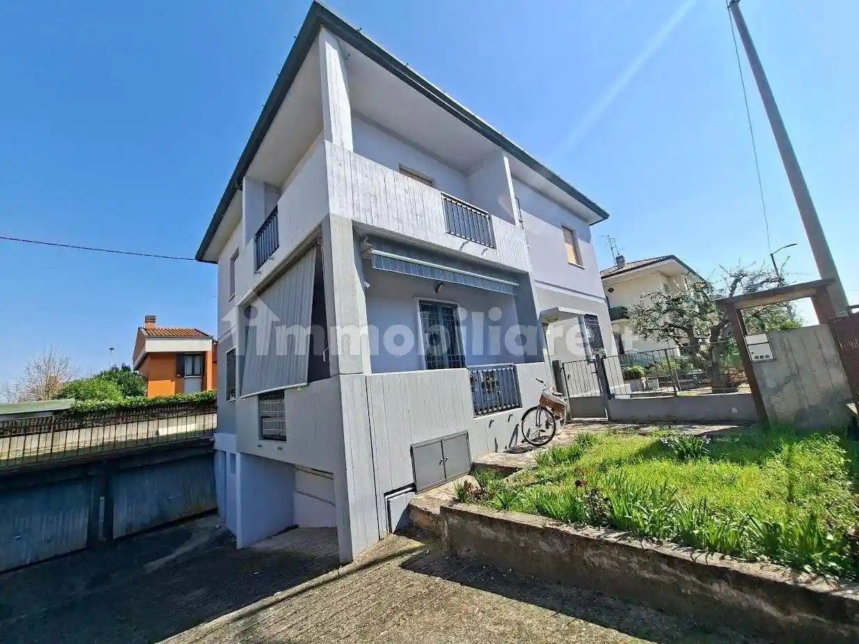 Appartamento in vendita a Verona