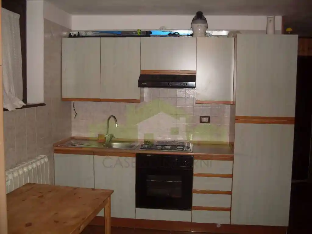 Appartamento in vendita a Mollia