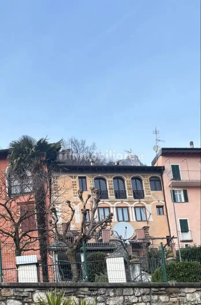 Appartamento in affitto a Valsolda