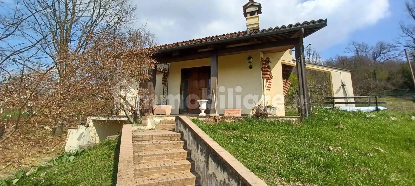 Villa in vendita a Bra