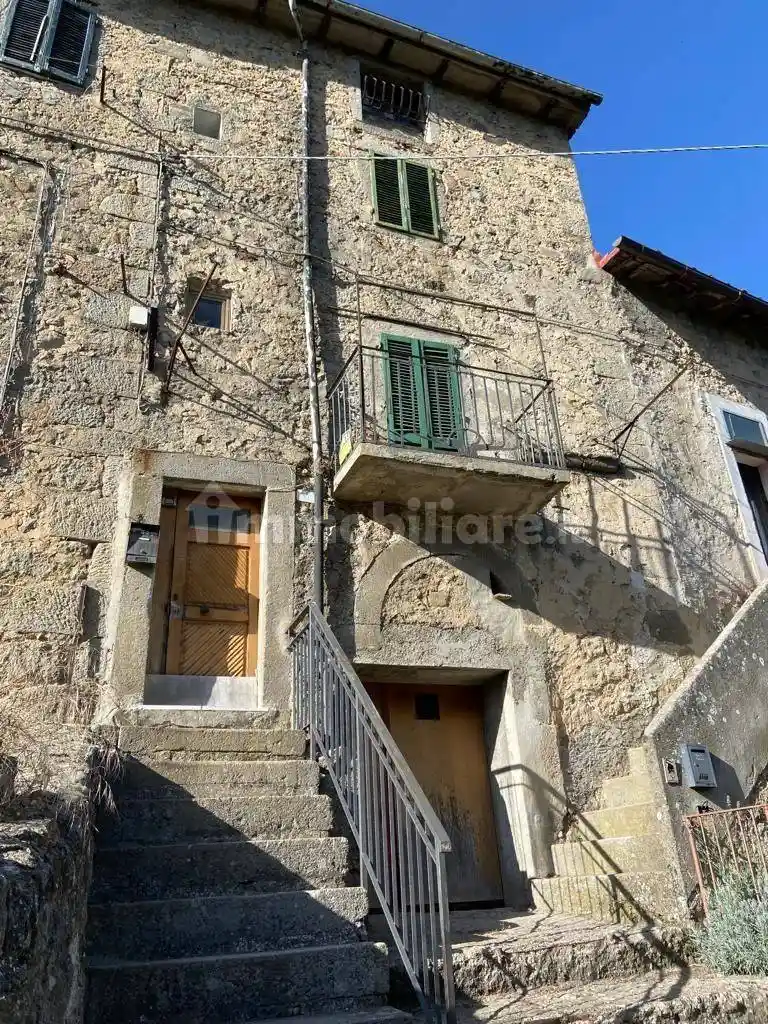 Appartamento in vendita a Abbadia San Salvatore