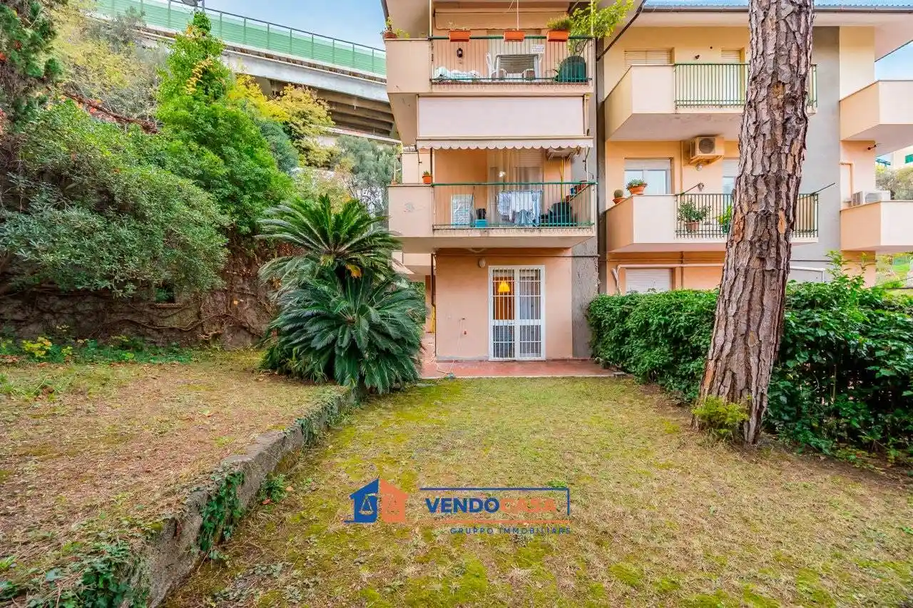 Appartamento in vendita a Varazze