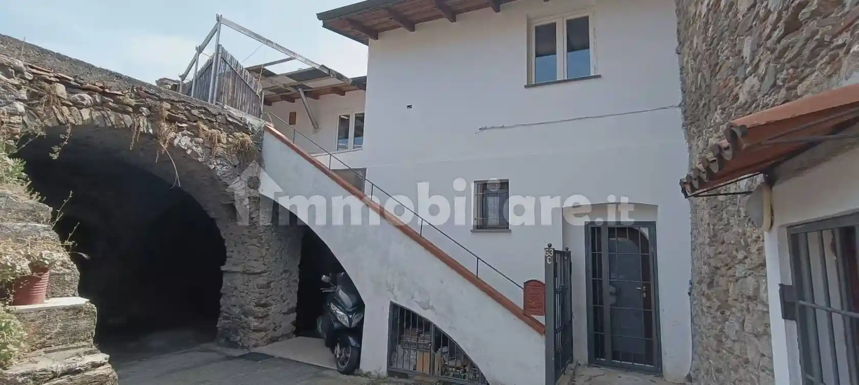 Appartamento in affitto a Albenga