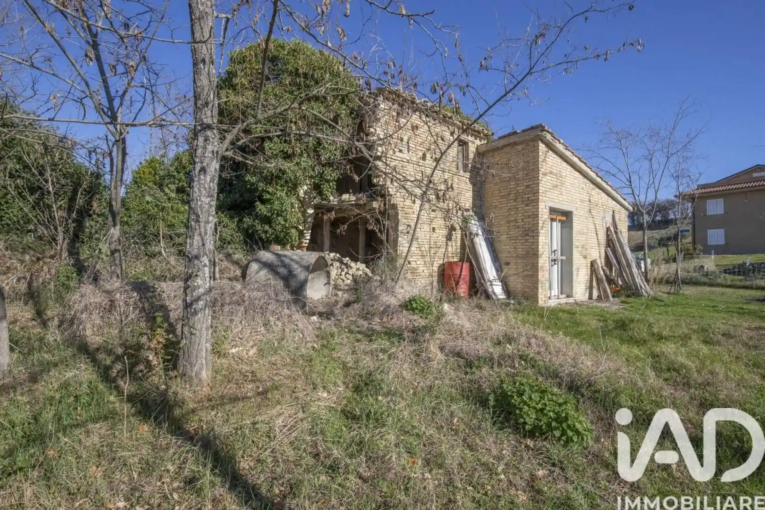 Rustico - Casale in vendita a Montegiorgio