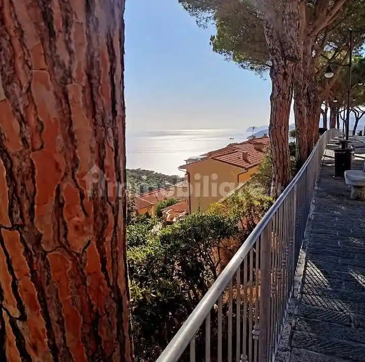 Appartamento in vendita a Capoliveri