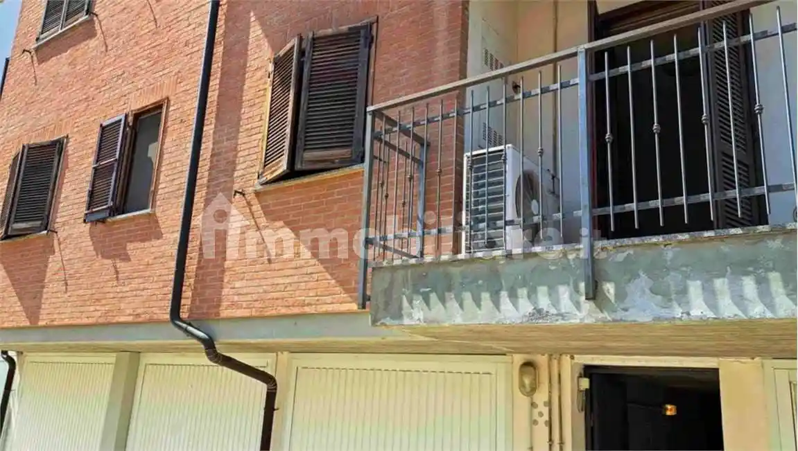 Appartamento in vendita a Castiraga Vidardo