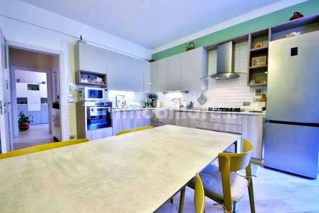 Appartamento in vendita a Genova