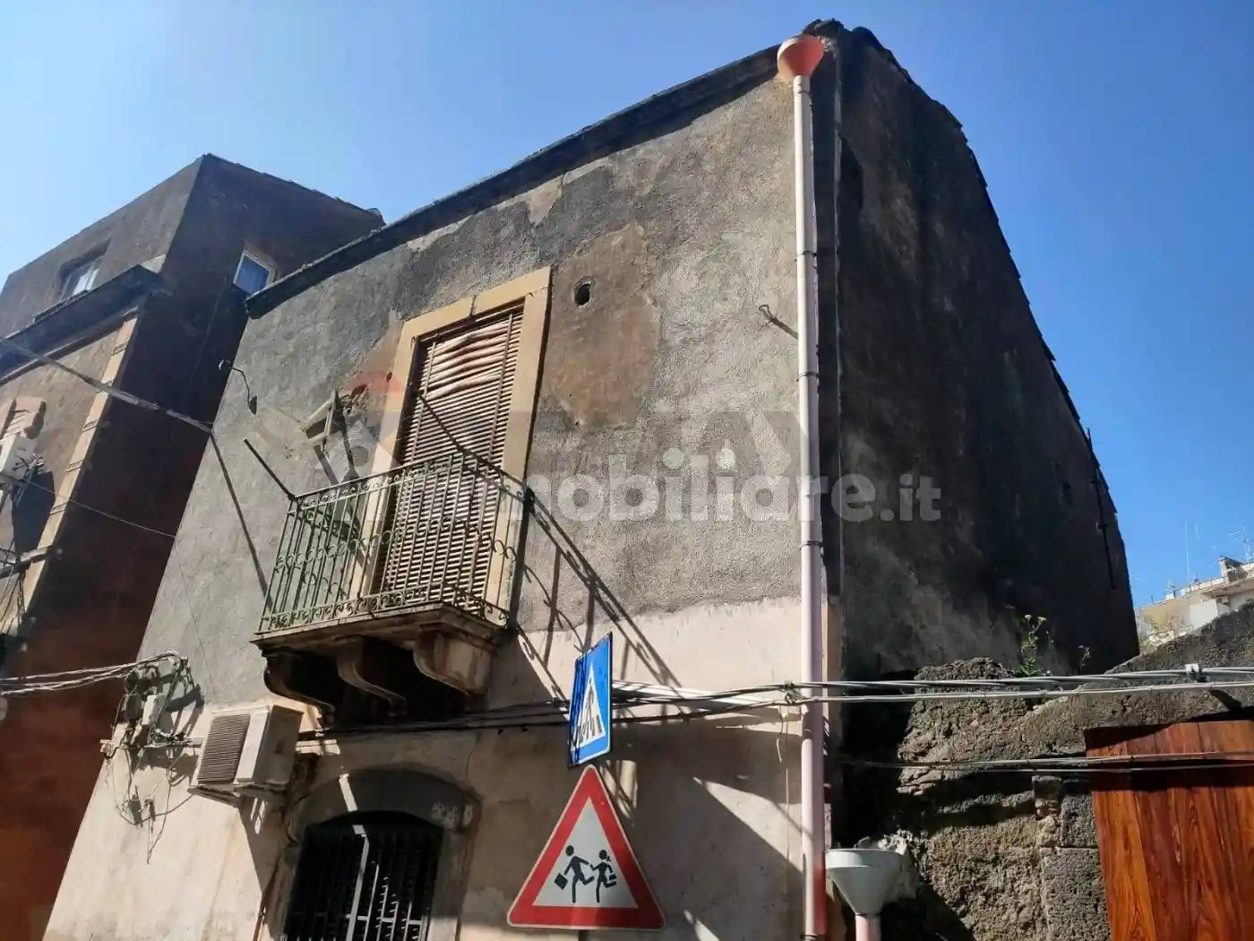 Casa indipendente in vendita a Catania