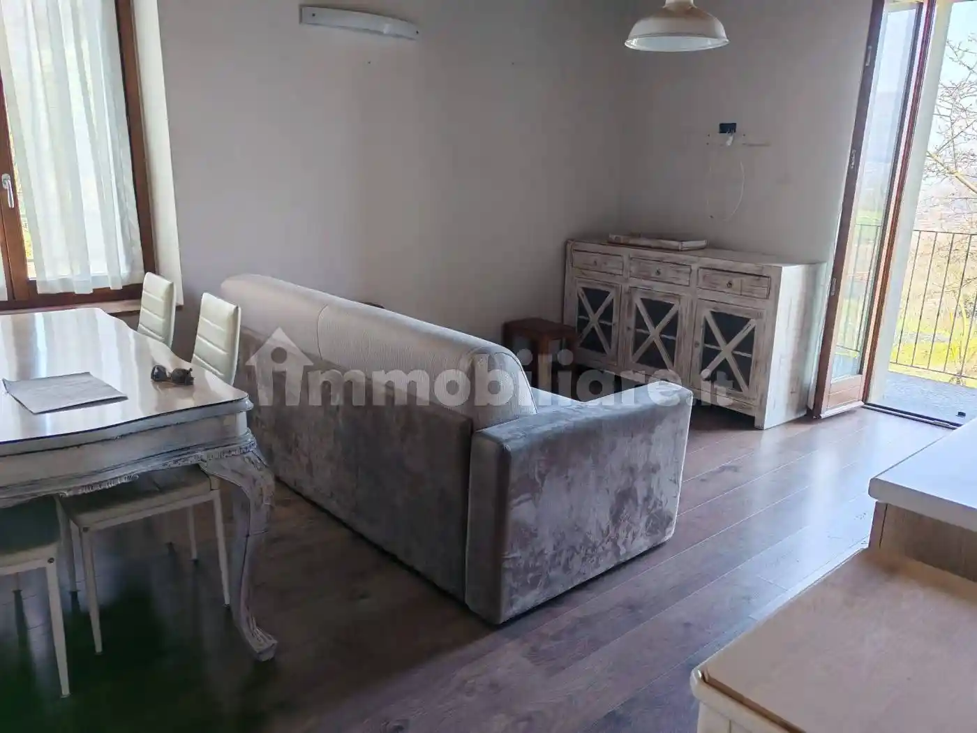 Appartamento in affitto a Barzago