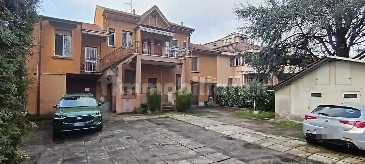 Casa indipendente in vendita a Nova Milanese