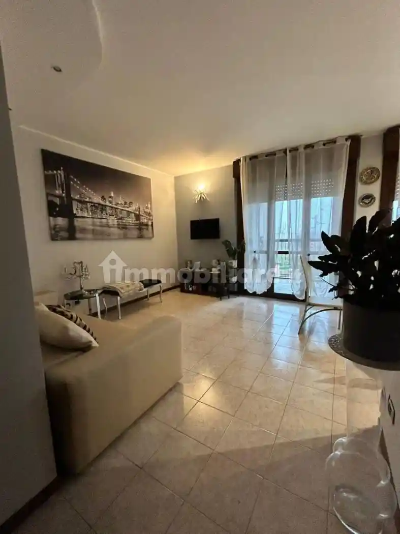 Appartamento in affitto a Mediglia