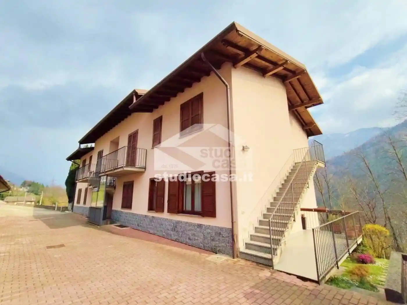 Appartamento in vendita a Parre