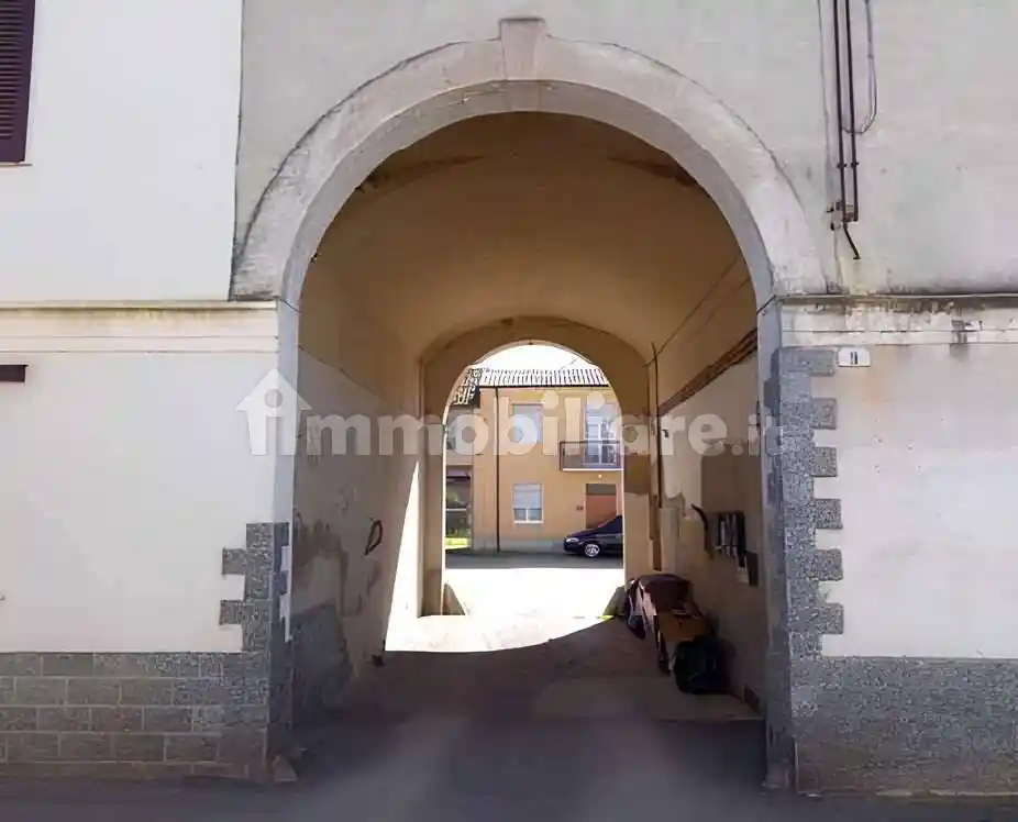 Appartamento in vendita a Sannazzaro de' Burgondi