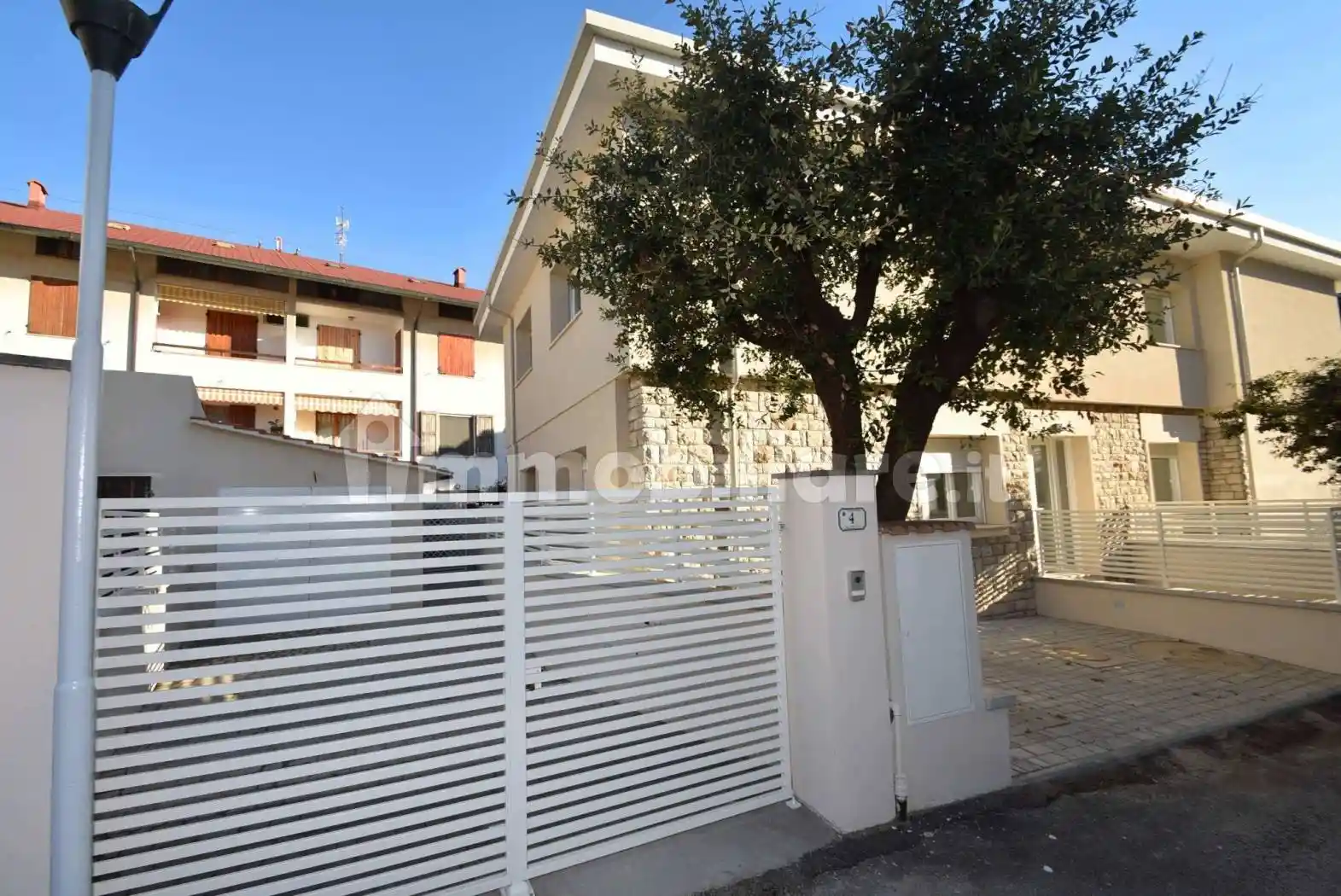 Appartamento in vendita a Rosignano Marittimo