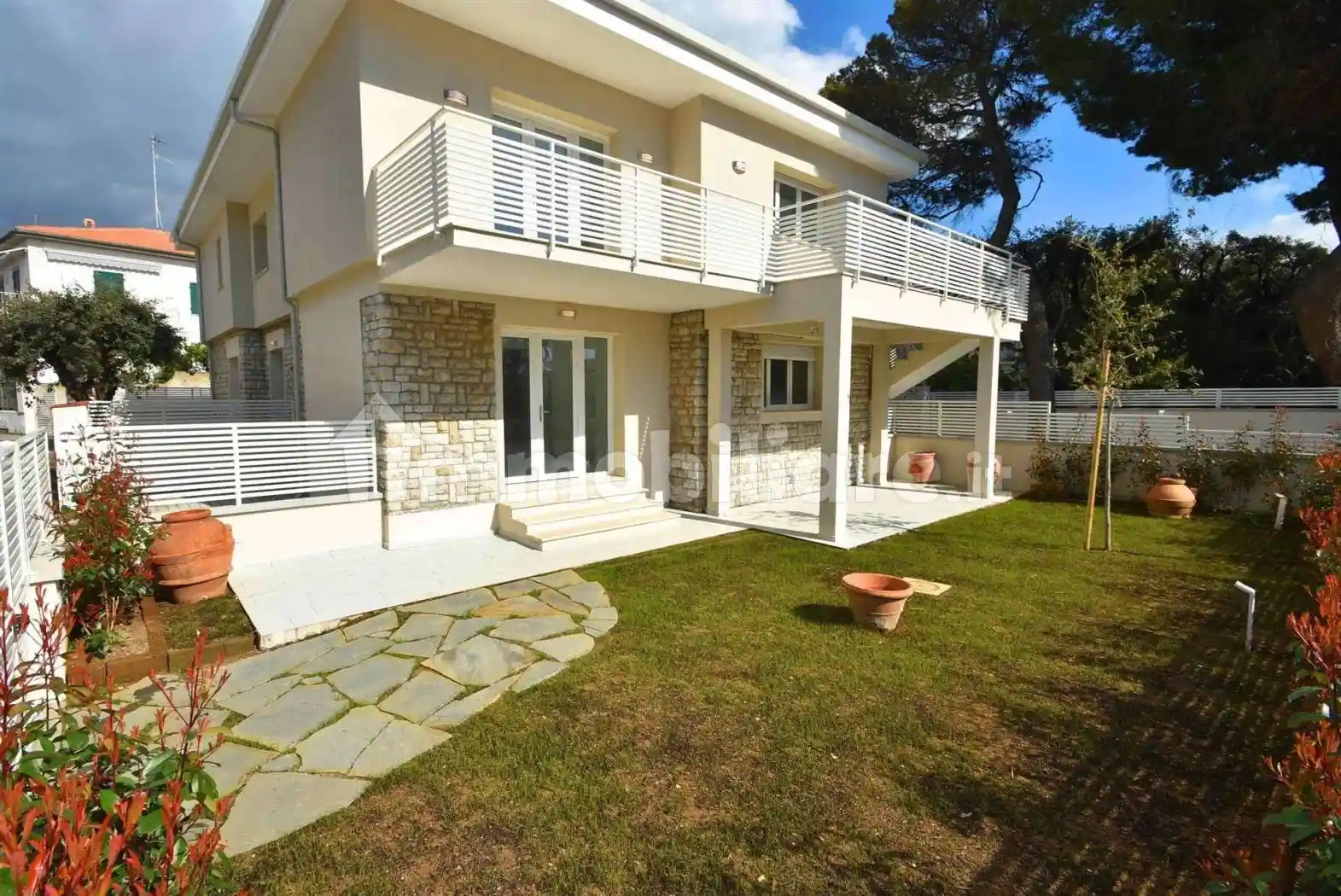 Appartamento in vendita a Rosignano Marittimo