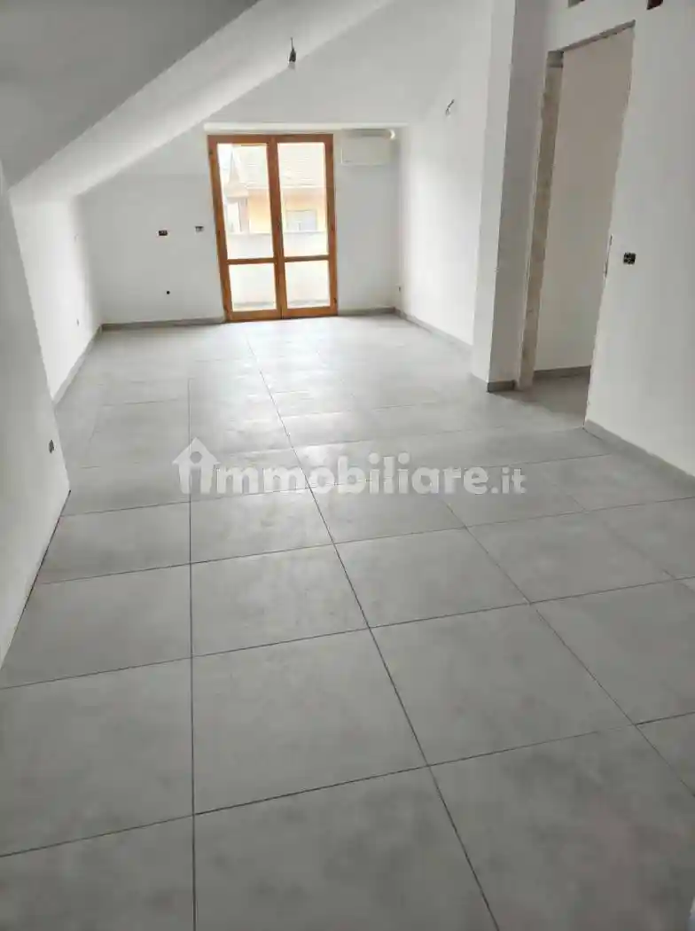 Attico - Mansarda in vendita a Bellante