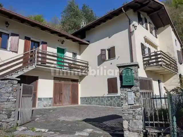 Villa in vendita a Ponte in Valtellina