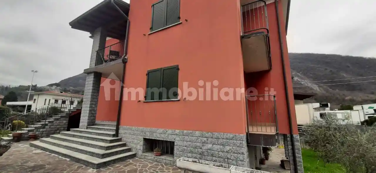 Appartamento in vendita a Casazza