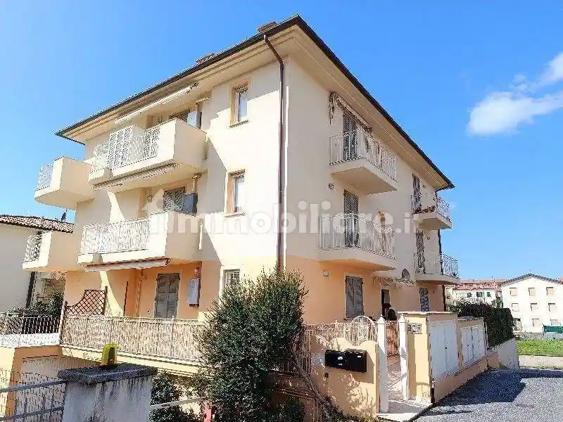 Appartamento in vendita a Rosignano Marittimo