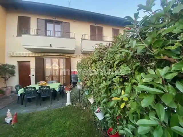 Villetta a schiera in vendita a Cassina Rizzardi