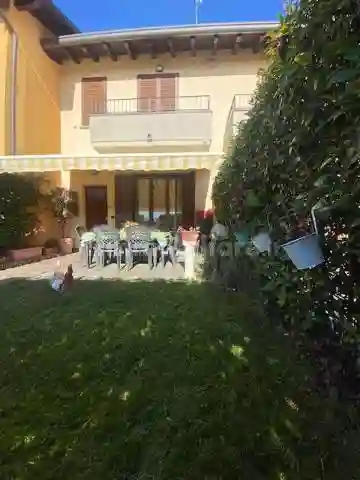 Villetta a schiera - foto 2