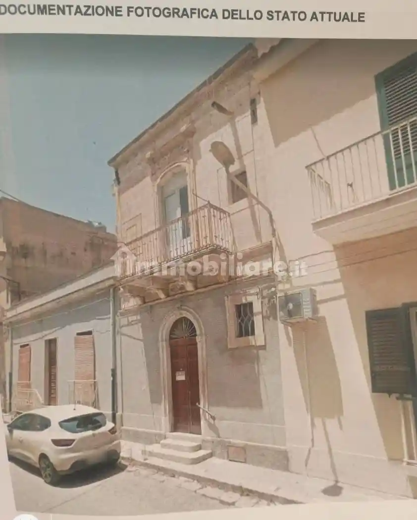 Casa indipendente in vendita a Rosolini