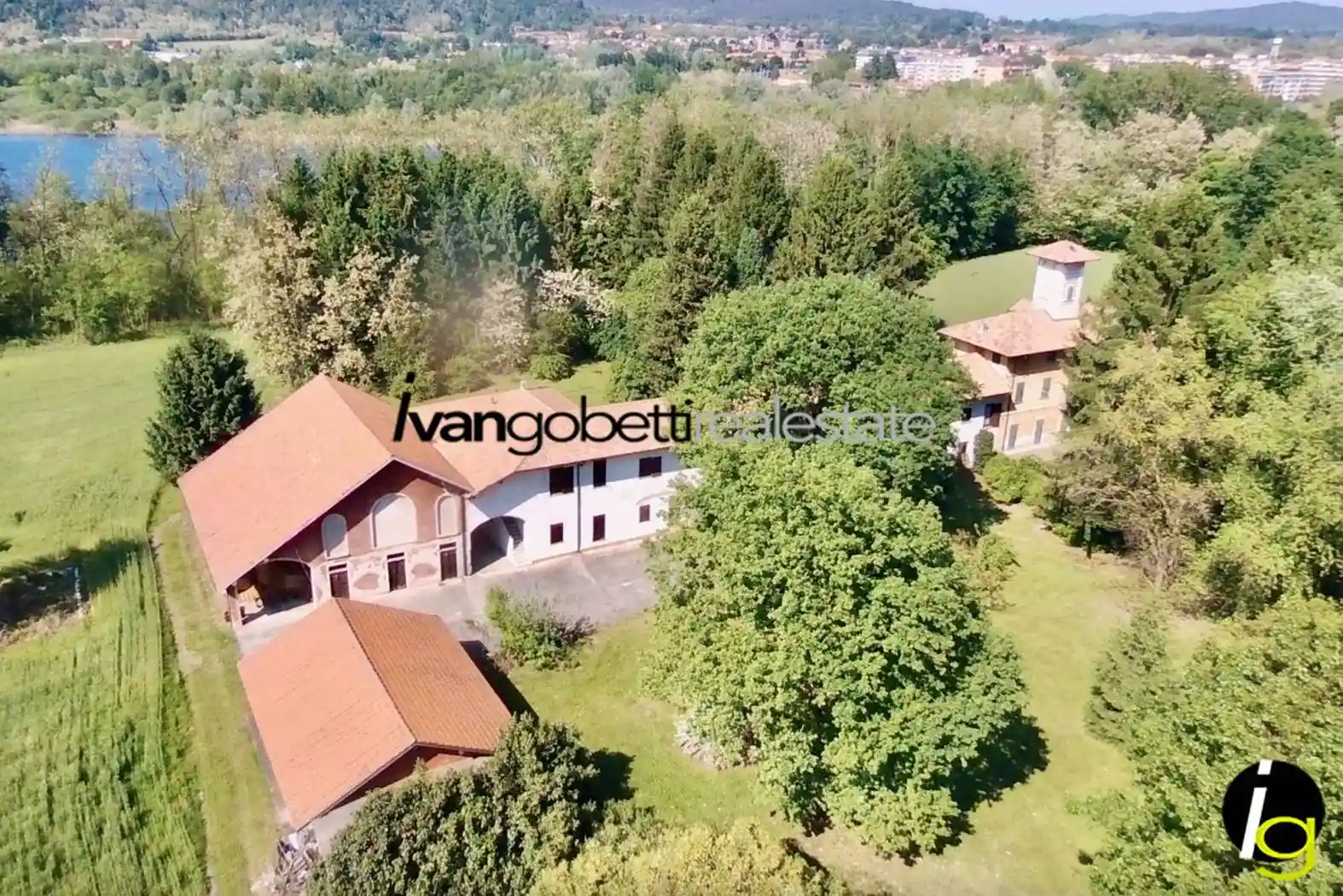 Villa in vendita a Castelletto Sopra Ticino