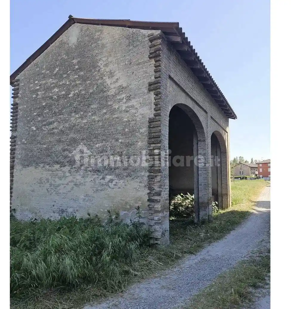 Rustico - Casale in vendita a Parma