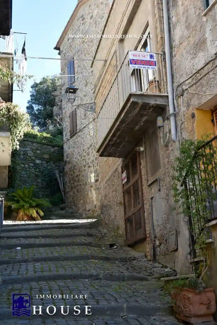 Appartamento in vendita a Bolsena