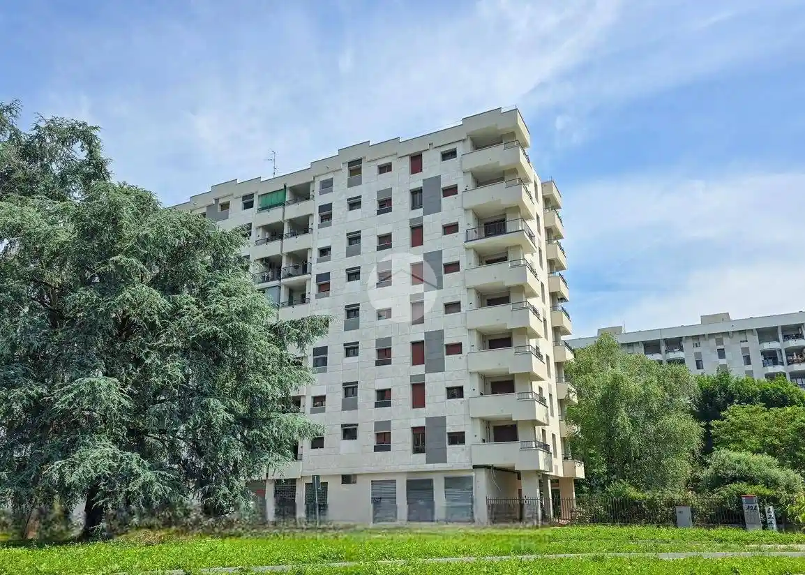 Appartamento in vendita a Garbagnate Milanese