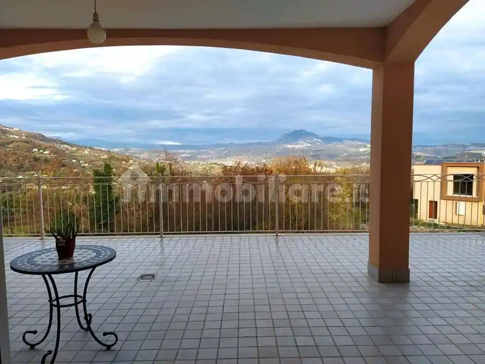 Appartamento in vendita a Folignano