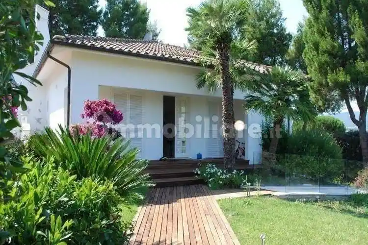 Villa in vendita a Numana