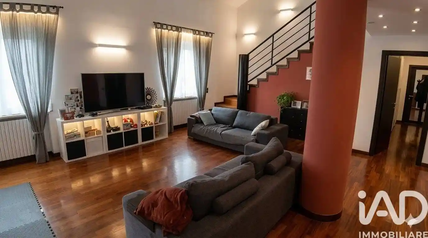 Appartamento in vendita a Voghera