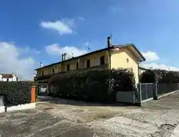 Appartamento in vendita a Cona