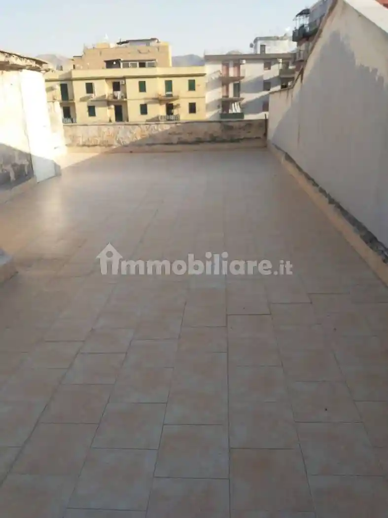 Appartamento in vendita a Palermo