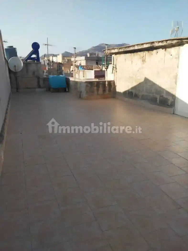 Appartamento in vendita a Palermo