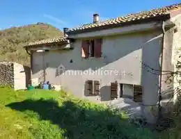 Appartamento in vendita a Caprino Veronese