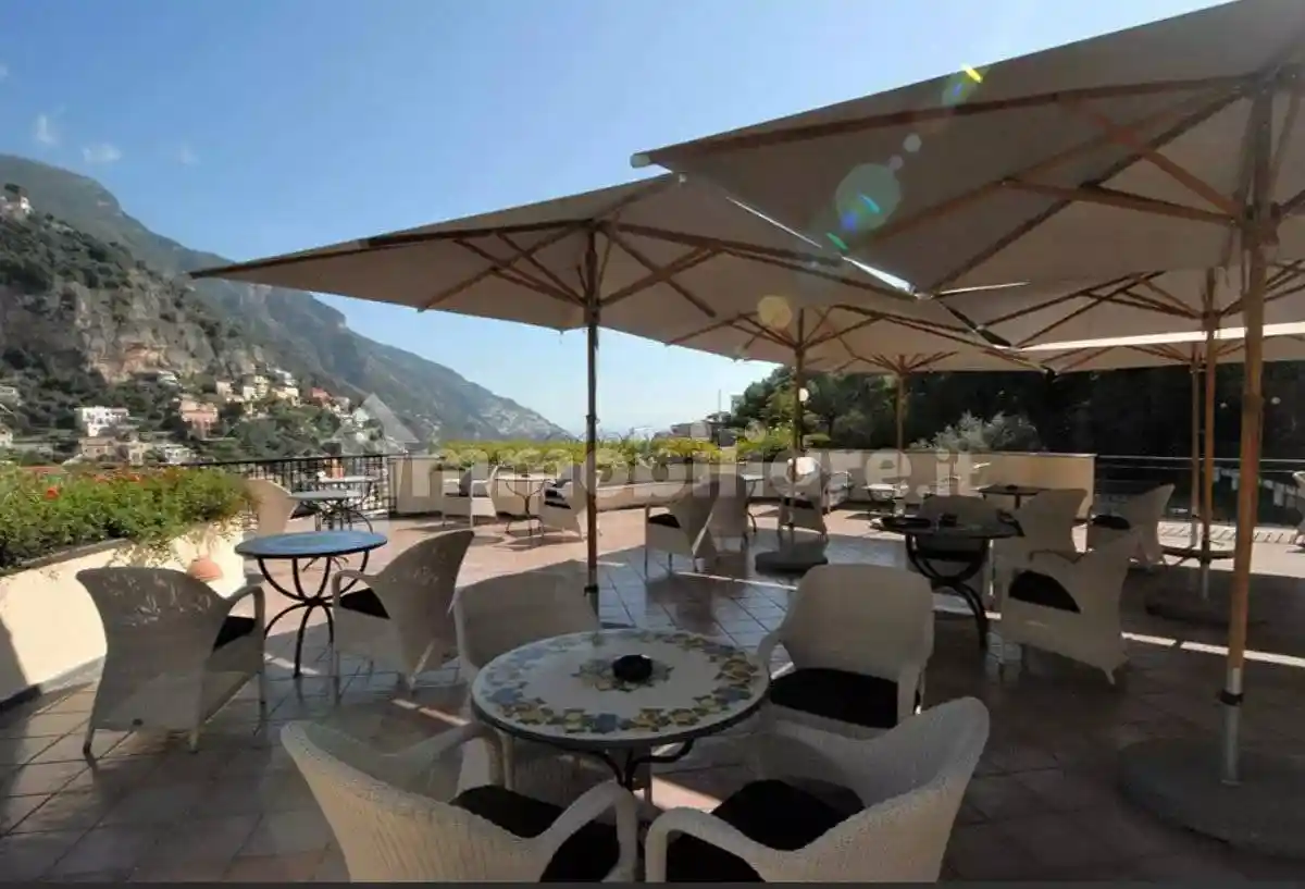 Appartamento in vendita a Positano