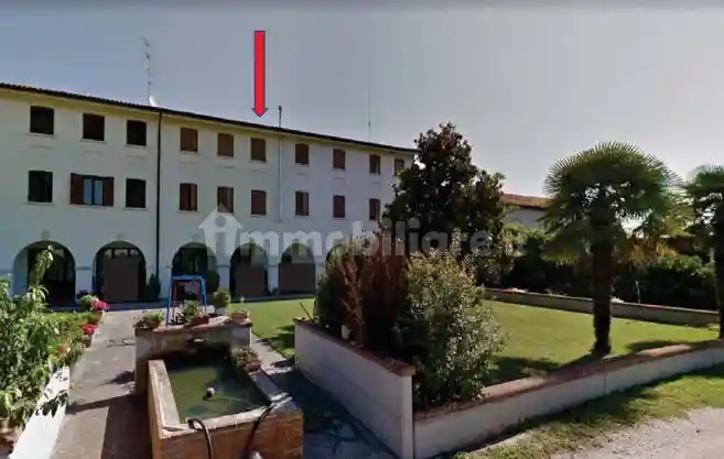 Palazzo - Stabile in vendita a Oderzo