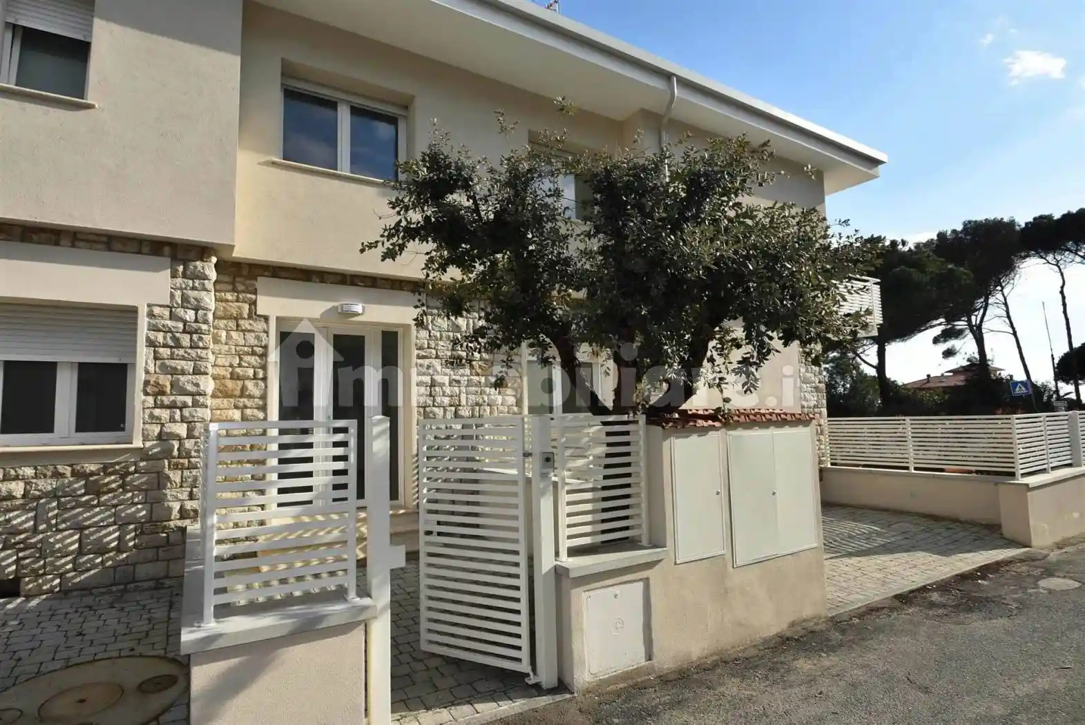 Appartamento in vendita a Rosignano Marittimo